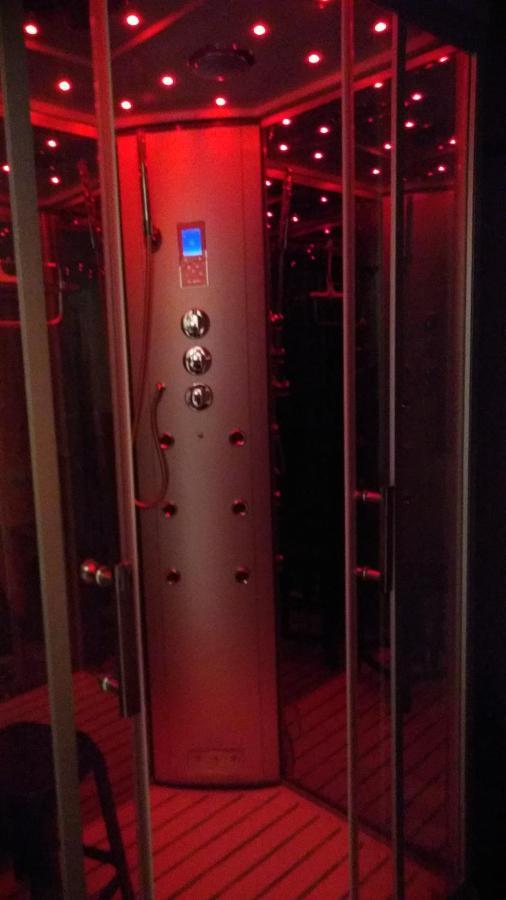 Le Haut Village Chambre D'Hotes Mobi-Loft Cosy Sauna ,Douche ,Chromotherapie Arrest Exterior photo